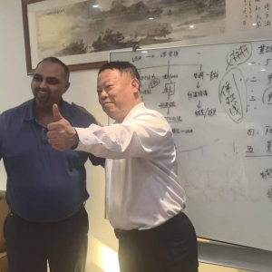 冠杰科技与加拿大客户洽谈合作 共拓美国汽车外饰件涂装市场