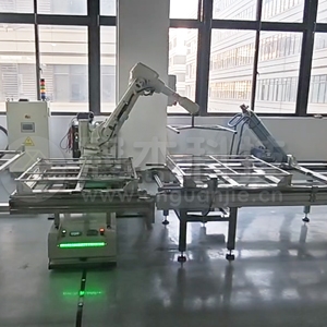 AGV与机器人在涂装生产线中如何默契配合-冠杰科技涂装生产线